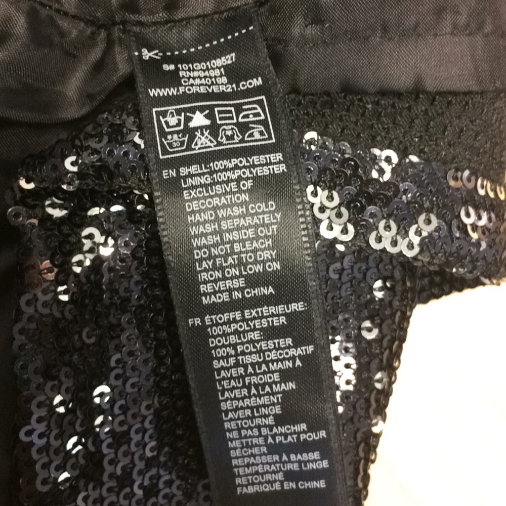 Forever 21 Black sequined mini skirt size medium - Picture 4 of 4